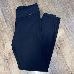Black Nike Leggings